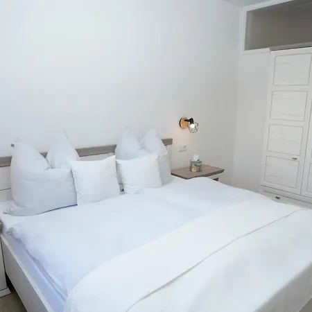 Forellenhof - Mitten In Der