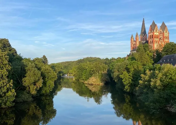 Forellenhof - Mitten In Der *